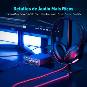 Fosi Audio K5 PRO na mesa de jogos