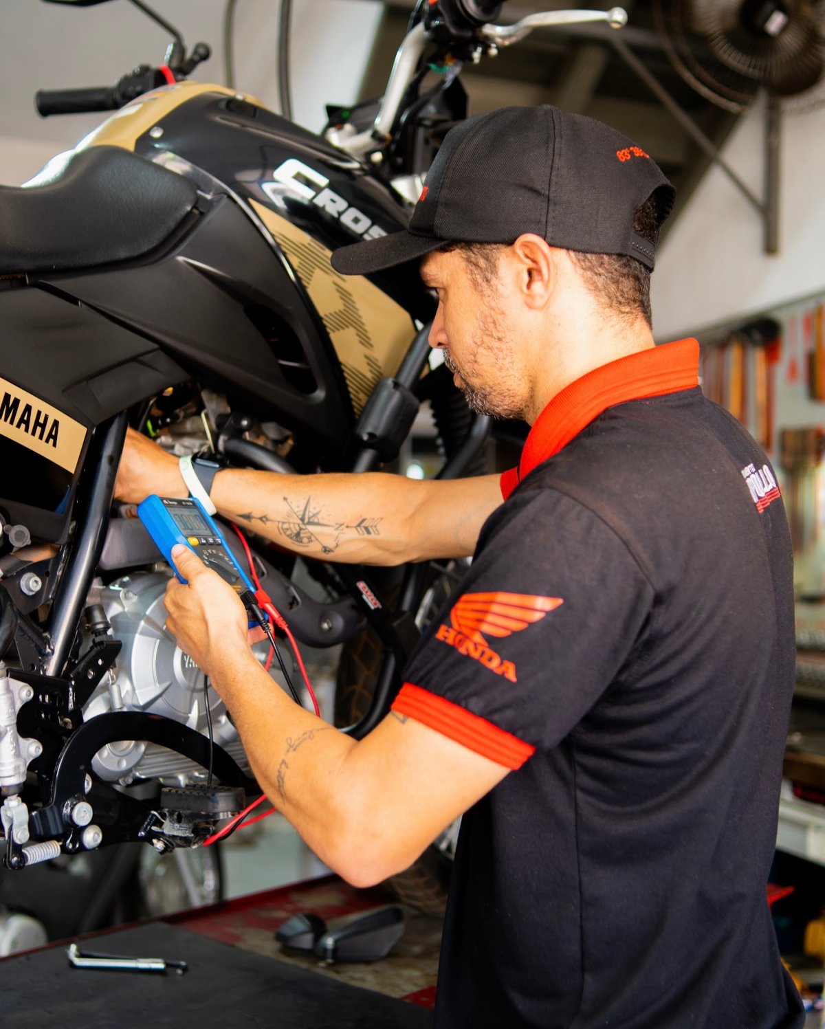 Curso de injeção eletrônica de motos Honda e Yamaha, do Iebis Apollo