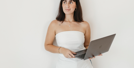 Calanta Garcia, web designer e professora do curso Web do Zero