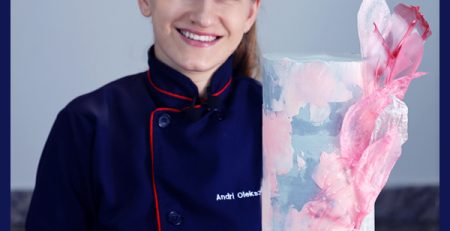 Bolo decorado em buttercream, para o comparativo de cursos de confeitaria online