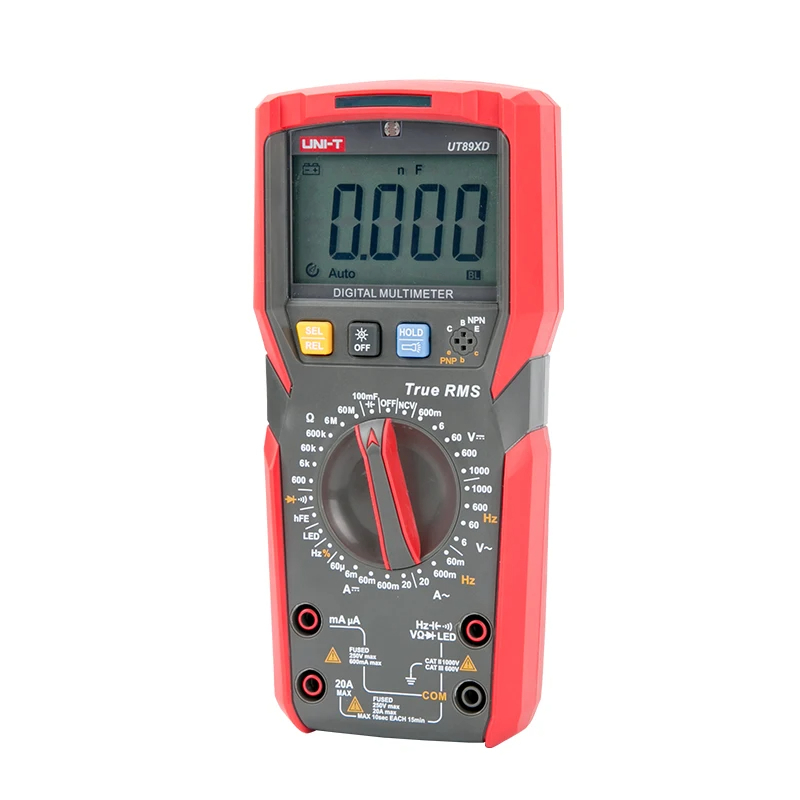 Multímetro digital UNI-T UT89XD com pontas de prova, para o comparativo de multímetros