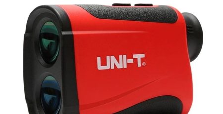 Monóculo medidor de distância a laser UNI-T LM1000, para o comparativo de medição