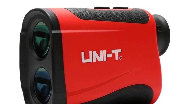 Monóculo medidor de distância a laser UNI-T LM1000, para o comparativo de medição